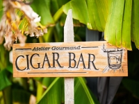 cigar bar